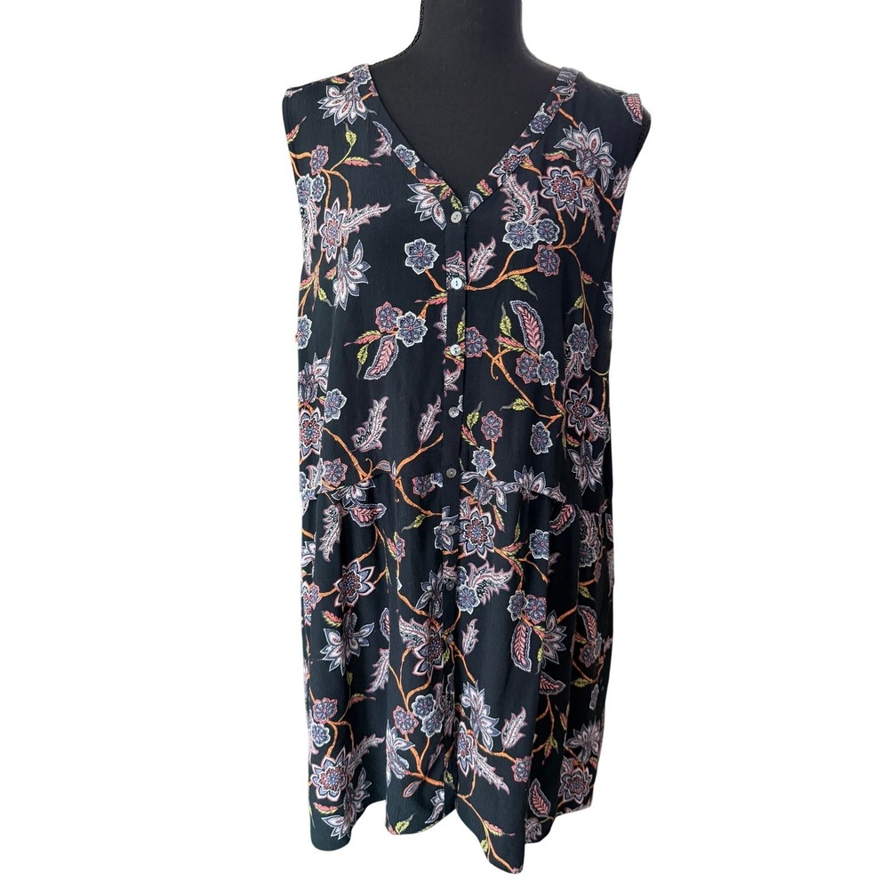Sleeveless Black Floral Button-Front Women’s Top